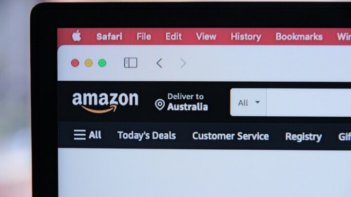 Amazon branding representing AWS partnership with Qualcomm on custom AI data-center chips