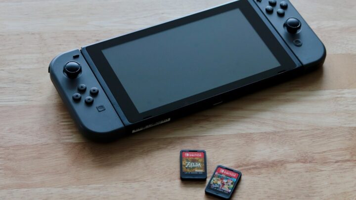 Nintendo Switch console and The Legend of Zelda game representing the September 2026 Nintendo Direct events