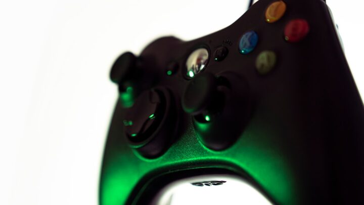 Xbox controller representing Xbox publishing Hideo Kojima's PHYSINT